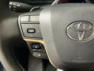 2026 Toyota Crown Signia — photo 16 view