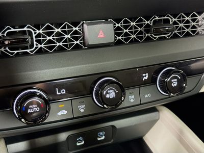 2025 Honda Accord Sedan - Photo 13