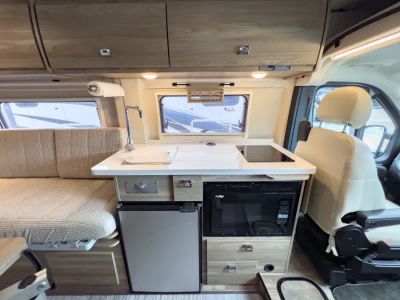 2023 Winnebago TRAVATO - Photo 8