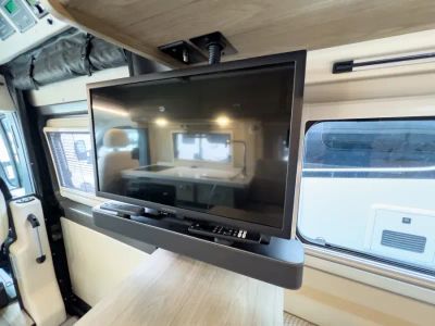 2023 Winnebago TRAVATO - Photo 15