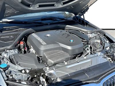 2026 BMW 3 Series — photo 23 view