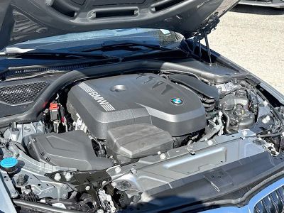 2026 BMW 3 Series — photo 35 view