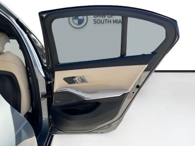2026 BMW 3 Series — photo 16 view