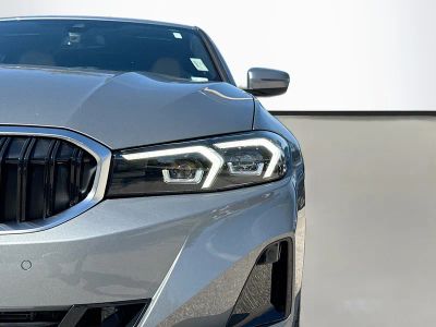 2026 BMW 3 Series — photo 34 view