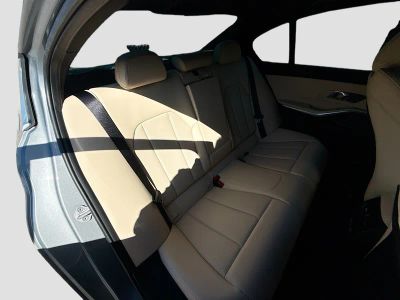 2026 BMW 3 Series — photo 29 view