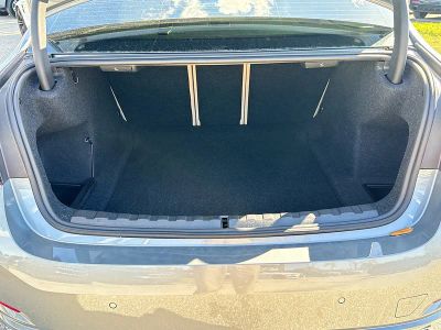 2026 BMW 3 Series — photo 27 view
