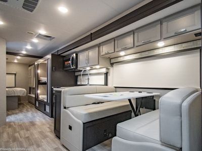 2026 Thor Motor Coach Omni Trail - Photo 13