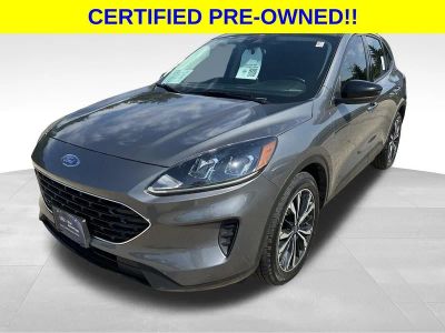 2022 Ford Escape SE in Gray Metallic — front three-quarter view