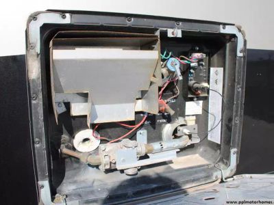 2013 Coachmen 32BH — photo 40 view