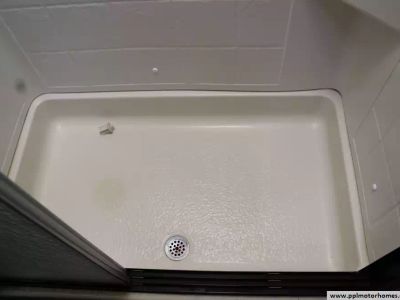 2013 Coachmen 32BH — photo 25 view