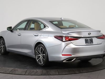 2023 Lexus ES - Photo 3