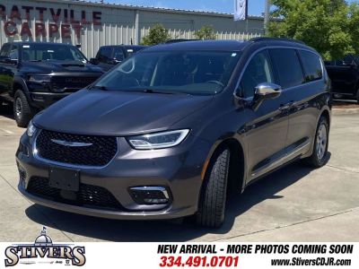 2023 Chrysler Pacifica - Photo 38