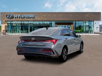 2026 Hyundai Elantra - Photo 7