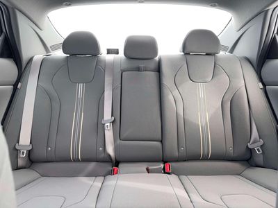 2026 Hyundai Elantra - Photo 16