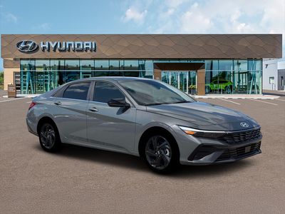 2026 Hyundai Elantra - Photo 10