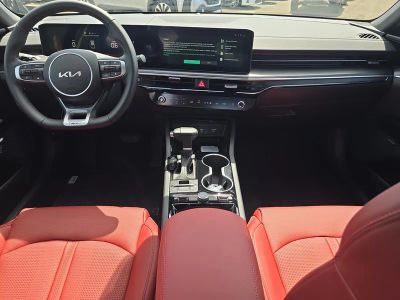 2026 Kia K5 — photo 12 view