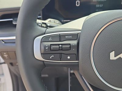 2026 Kia K5 — photo 30 view