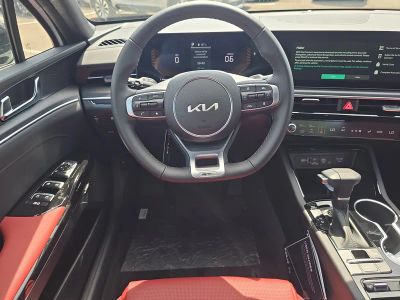 2026 Kia K5 — photo 13 view