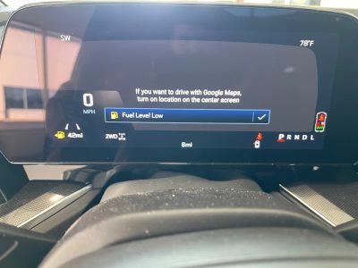 2026 Chevrolet Suburban — photo 10 view