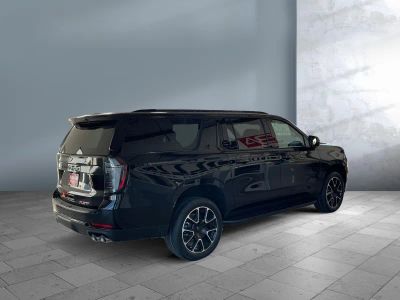 2026 Chevrolet Suburban — engine compartment view