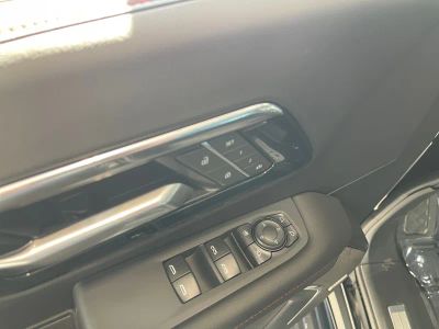 2026 Chevrolet Suburban — photo 20 view