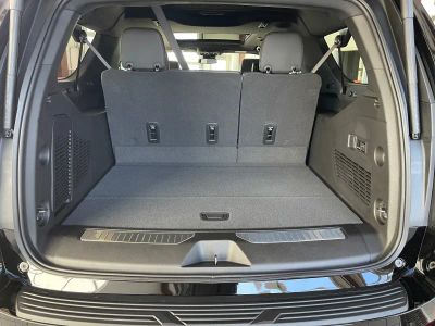 2026 Chevrolet Suburban — photo 17 view