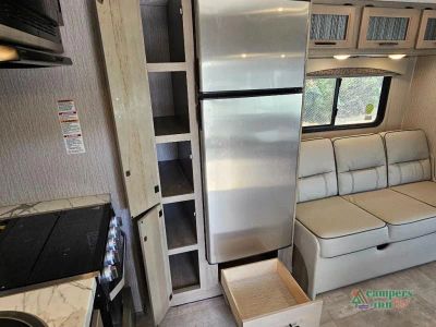 2023 Coachmen RV Freelander — photo 32 view