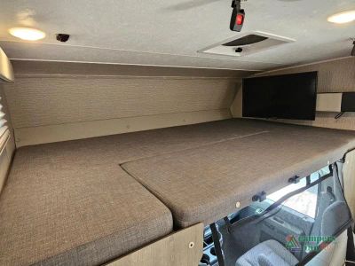 2023 Coachmen RV Freelander — photo 17 view