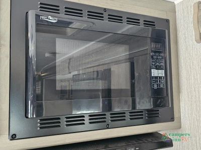 2023 Coachmen RV Freelander — photo 29 view