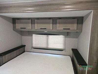 2023 Coachmen RV Freelander — photo 49 view
