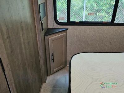 2023 Coachmen RV Freelander — photo 50 view