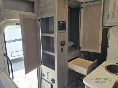 2023 Coachmen RV Freelander — photo 44 view