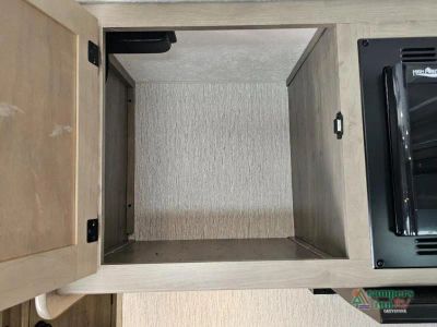 2023 Coachmen RV Freelander — photo 28 view