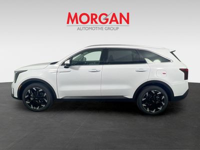 2026 Kia Sorento - Photo 8