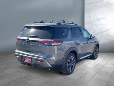 2026 Nissan Pathfinder - Photo 6