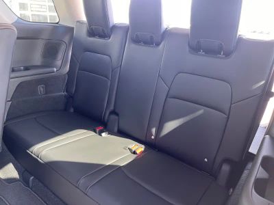 2026 Nissan Pathfinder - Photo 16
