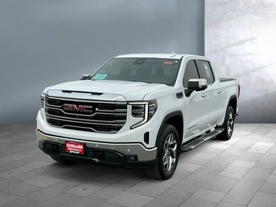 2022 GMC Sierra 1500 — front three-quarter view
