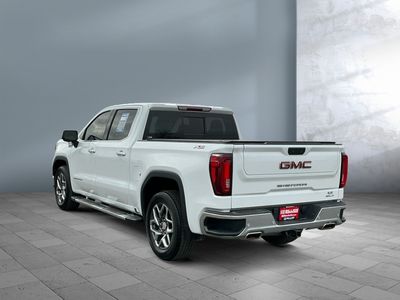 2022 GMC Sierra 1500 — interior view