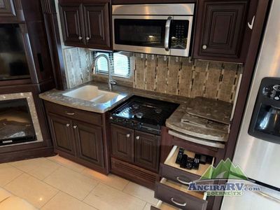 2013 Thor Motor Coach Tuscany - Photo 11