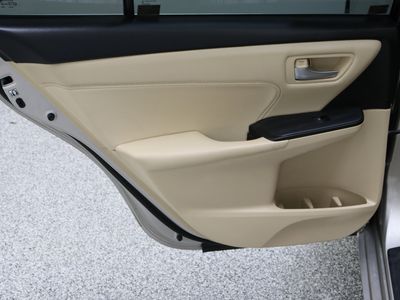 2017 Toyota Camry FWD - Photo 28