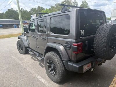 2021 Jeep Wrangler - Photo 2