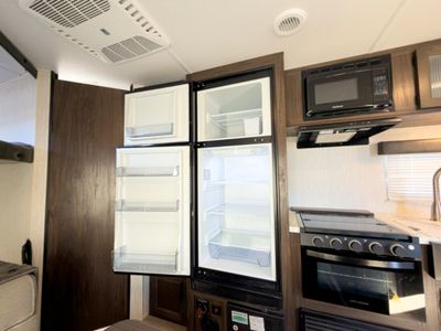 2021 Forest River RV Cherokee Grey Wolf - Photo 18
