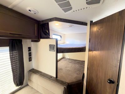 2021 Forest River RV Cherokee Grey Wolf - Photo 21