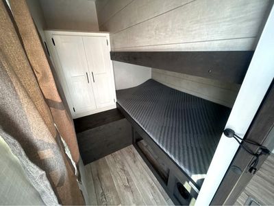 2026 VENTURE RV SIENNA - Photo 15