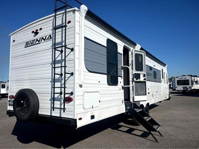 2026 VENTURE RV SIENNA - Photo 4