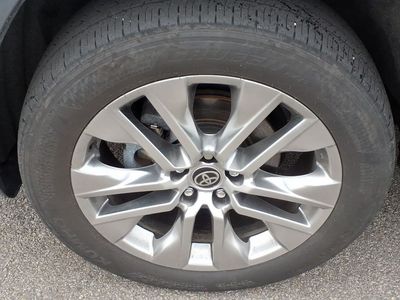 2021 Toyota RAV4 - Photo 8
