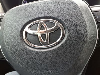 2021 Toyota RAV4 - Photo 12