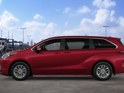 2026 Toyota Sienna - Photo 6