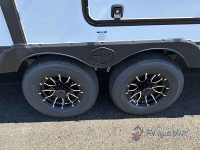 2027 Forest River RV Grand Surveyor — photo 18 view