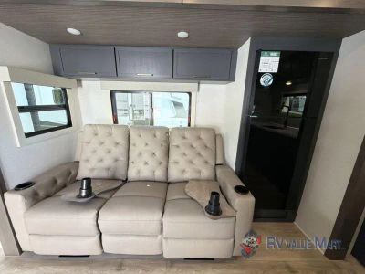 2027 Forest River RV Grand Surveyor — photo 30 view